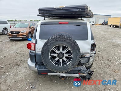 Zdjęcie 6 z 13 samochodu: 2008 TOYOTA FJ CRUISER BASE VIN:JTEBU11F78K005620 - miniatura