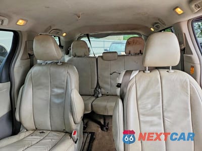 Zdjęcie 10 z 13 samochodu: 2014 TOYOTA SIENNA XLE 8-PASSENGER VIN:5TDYK3DC5ES452680 - miniatura