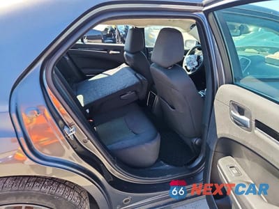 Zdjęcie 10 z 13 samochodu: 2023 CHRYSLER 300 TOURING VIN:2C3CCAAG0PH678778 - miniatura