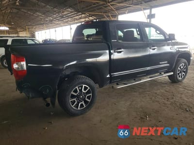 Trzecie zdjęcie samochodu z tyłu: 2017 TOYOTA TUNDRA CREWMAX LIMITED VIN:5TFHW5F11HX582756 - miniatura