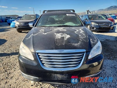 Piąte zdjęcie samochodu w środku: 2011 CHRYSLER 200 LIMITED VIN:1C3BC2FG9BN571061 - miniatura