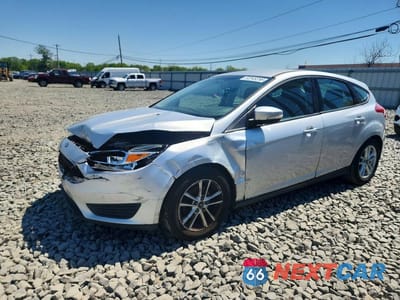 2016 FORD FOCUS SE 1FADP3K23GL282954 - główne zdjęcie licytacji z USA - miniatura
