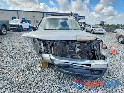 Piąte zdjęcie samochodu w środku: 2011 CHEVROLET SILVERADO K1500 LT VIN:1GCRKSE36BZ408078 - miniatura