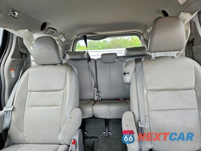 Zdjęcie 10 z 13 samochodu: 2019 TOYOTA SIENNA XLE 8-PASSENGER VIN:5TDYZ3DC0KS996799 - miniatura
