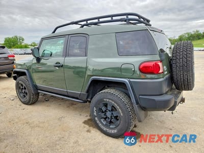 Drugie zdjęcie samochodu z przodu: 2011 TOYOTA FJ CRUISER BASE VIN:JTEBU4BFXBK112202 - miniatura
