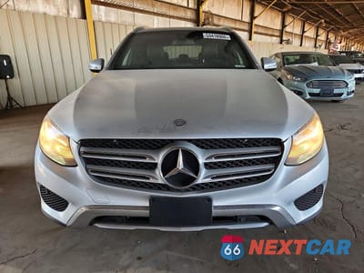 Piąte zdjęcie samochodu w środku: 2017 MERCEDES-BENZ GLC 300 VIN:WDC0G4JB0HF141074 - miniatura