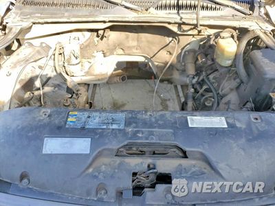 Zdjęcie 12 z 14 samochodu: 2002 GMC NEW SIERRA C2500 VIN:1GDGC24U52Z332606 - miniatura