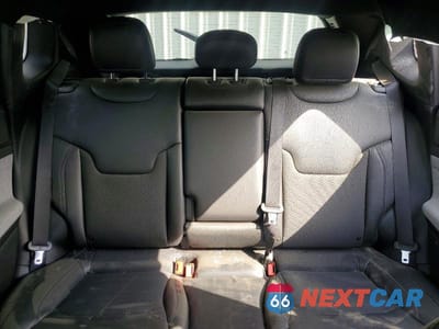 Zdjęcie 10 z 14 samochodu: 2025 JEEP COMPASS LATITUDE VIN:3C4NJDBN6ST592951 - miniatura