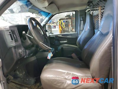 Zdjęcie 7 z 13 samochodu: 2008 CHEVROLET EXPRESS G2500 VIN:1GCGG25C581228056 - miniatura