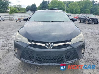 Piąte zdjęcie samochodu w środku: 2017 TOYOTA CAMRY SE VIN:4T1BF1FK7HU784795 - miniatura