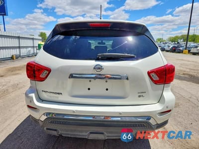 Zdjęcie 6 z 13 samochodu: 2017 NISSAN PATHFINDER SL VIN:5N1DR2MMXHC675425 - miniatura