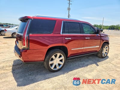 Trzecie zdjęcie samochodu z tyłu: 2019 CADILLAC ESCALADE PREMIUM LUXURY VIN:1GYS4CKJ2KR266715 - miniatura
