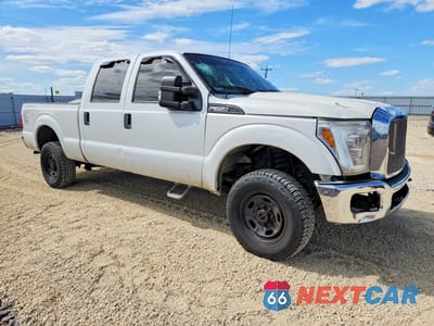 Czwarte zdjęcie samochodu z boku: 2015 FORD F350 SUPER DUTY VIN:1FT8W3B64FEB68000 - miniatura