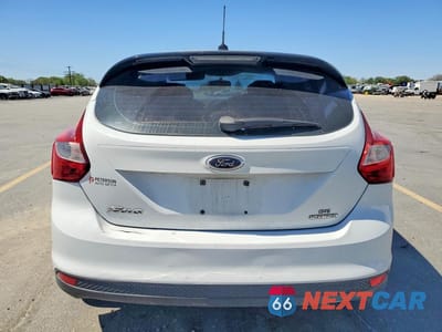 Zdjęcie 6 z 12 samochodu: 2013 FORD FOCUS SE VIN:1FADP3K21DL163926 - miniatura