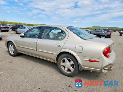 Drugie zdjęcie samochodu z przodu: 2000 NISSAN MAXIMA GXE VIN:JN1CA31D5YT720887 - miniatura