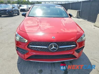 Piąte zdjęcie samochodu w środku: 2020 MERCEDES-BENZ CLA 250 VIN:WDD5J4GB0LN063775 - miniatura