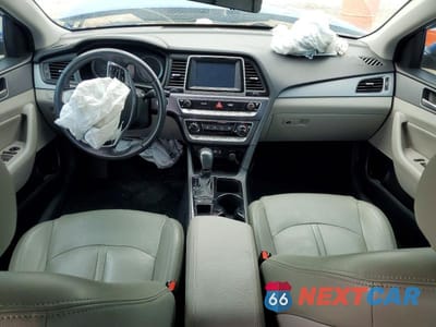 Zdjęcie 8 z 12 samochodu: 2018 HYUNDAI SONATA SEL VIN:5NPE34AF7JH611994 - miniatura