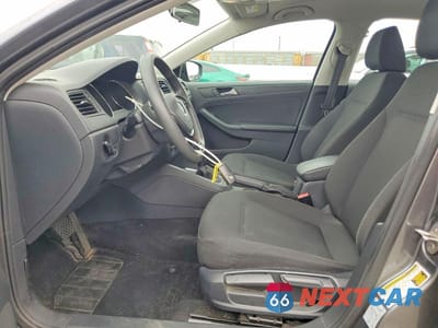 Zdjęcie 7 z 12 samochodu: 2016 VOLKSWAGEN JETTA S VIN:3VW267AJXGM387166 - miniatura