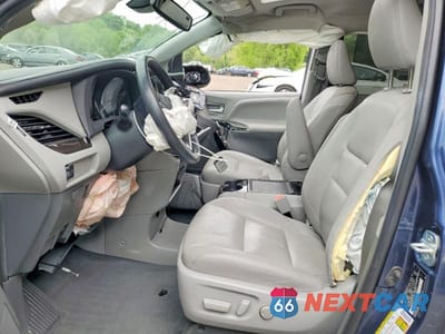 Zdjęcie 7 z 13 samochodu: 2020 TOYOTA SIENNA XLE 7-PASSENGER VIN:5TDDZ3DC6LS242788 - miniatura