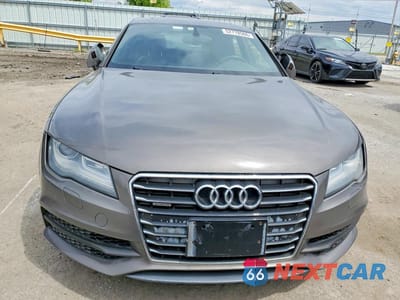 Piąte zdjęcie samochodu w środku: 2013 AUDI A7 PRESTIGE VIN:WAU2GAFCXDN081588 - miniatura