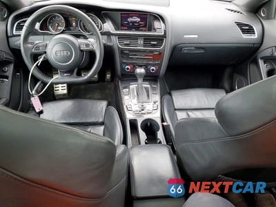 Zdjęcie 8 z 13 samochodu: 2013 AUDI RS5 VIN:WUAC6AFR4DA901964 - miniatura