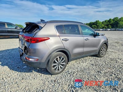 Trzecie zdjęcie samochodu z tyłu: 2018 KIA SPORTAGE EX VIN:KNDPN3AC5J7421022 - miniatura