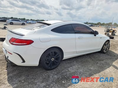 Trzecie zdjęcie samochodu z tyłu: 2017 MERCEDES-BENZ C 300 4MATIC VIN:WDDWJ4KB6HF400091 - miniatura