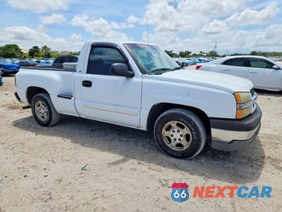 Czwarte zdjęcie samochodu z boku: 2003 CHEVROLET SILVERADO C1500 VIN:1GCEC14V93Z276380 - miniatura
