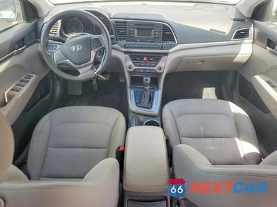Zdjęcie 8 z 12 samochodu: 2017 HYUNDAI ELANTRA SE VIN:KMHD74LF7HU067909 - miniatura