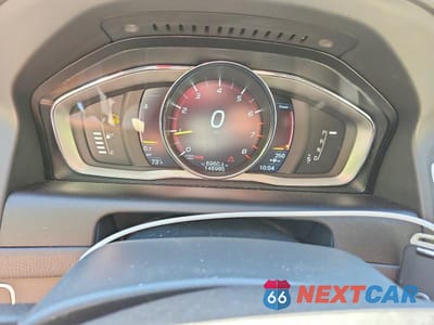 Zdjęcie 9 z 13 samochodu: 2016 VOLVO XC60 T6 PREMIER VIN:YV449MRK8G2892304 - miniatura