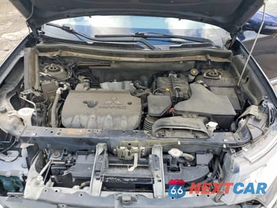 Zdjęcie 12 z 14 samochodu: 2018 MITSUBISHI OUTLANDER SE VIN:JA4AZ3A39JJ005661 - miniatura