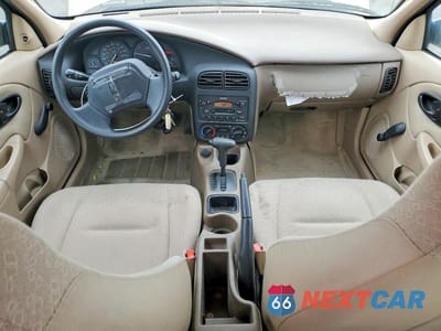 Zdjęcie 8 z 12 samochodu: 2000 SATURN SL1 VIN:1G8ZH5283YZ175814 - miniatura