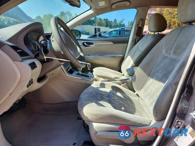 Zdjęcie 7 z 12 samochodu: 2013 NISSAN SENTRA S VIN:3N1AB7AP6DL660428 - miniatura