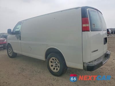 Drugie zdjęcie samochodu z przodu: 2010 CHEVROLET EXPRESS 1500 CARGO DELIVERY VAN VIN:1GCUGADX1A1157896 - miniatura