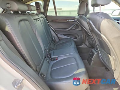 Zdjęcie 10 z 12 samochodu: 2021 BMW X1 SDRIVE28I VIN:WBXJG7C01M5S25589 - miniatura