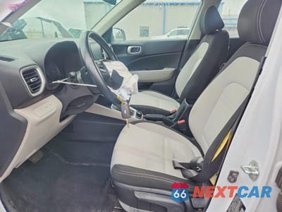 Zdjęcie 7 z 13 samochodu: 2022 HYUNDAI VENUE SEL VIN:KMHRC8A32NU138379 - miniatura