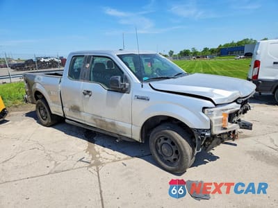 Czwarte zdjęcie samochodu z boku: 2018 FORD F150 SUPER CAB VIN:1FTEX1C53JFC23517 - miniatura