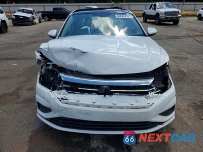 Piąte zdjęcie samochodu w środku: 2019 VOLKSWAGEN JETTA S VIN:3VWC57BU4KM009160 - miniatura