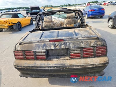 Zdjęcie 6 z 12 samochodu: 1989 FORD MUSTANG GT VIN:1FABP45E8KF285522 - miniatura