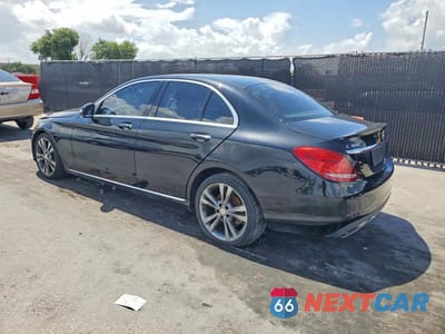 Drugie zdjęcie samochodu z przodu: 2016 MERCEDES-BENZ C 300 VIN:55SWF4JB6GU171703 - miniatura