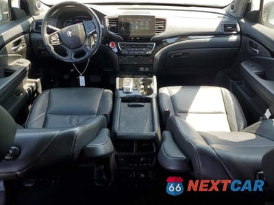 Zdjęcie 8 z 14 samochodu: 2022 HONDA PILOT TOURING VIN:5FNYF5H63NB023983 - miniatura