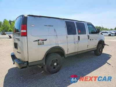 Trzecie zdjęcie samochodu z tyłu: 2005 CHEV EXPRESS G2500 VIN:1GCGG25U951248878 - miniatura