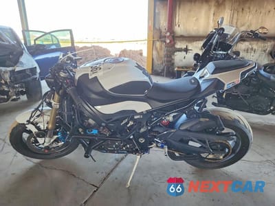 Trzecie zdjęcie samochodu z tyłu: 2024 BMW S 1000 RR VIN:WB10E6304R6J55352 - miniatura