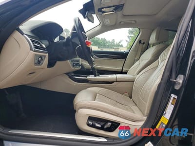 Zdjęcie 7 z 13 samochodu: 2018 BMW 740 XE VIN:WBA7J2C56JB246276 - miniatura