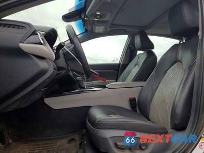 Zdjęcie 7 z 12 samochodu: 2018 TOYOTA CAMRY HYBRID XLE VIN:4T1B21HK0JU503323 - miniatura