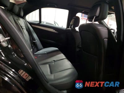 Zdjęcie 10 z 13 samochodu: 2009 MERCEDES-BENZ C 300 VIN:WDDGF54X69R078461 - miniatura