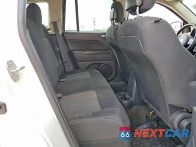 Zdjęcie 11 z 13 samochodu: 2014 JEEP COMPASS SPORT VIN:1C4NJCBA4ED750110 - miniatura