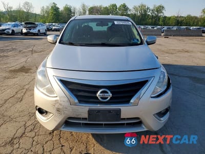 Piąte zdjęcie samochodu w środku: 2018 NISSAN VERSA SV VIN:3N1CN7AP2JL824978 - miniatura