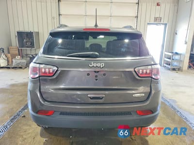 Zdjęcie 6 z 14 samochodu: 2019 JEEP COMPASS LATITUDE VIN:3C4NJCBB9KT855708 - miniatura