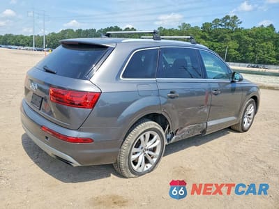 Trzecie zdjęcie samochodu z tyłu: 2019 AUDI Q7 PREMIUM PLUS VIN:WA1LAAF75KD003602 - miniatura